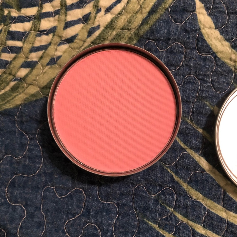 New! Cargo Powder Blush In Shade Catalina
